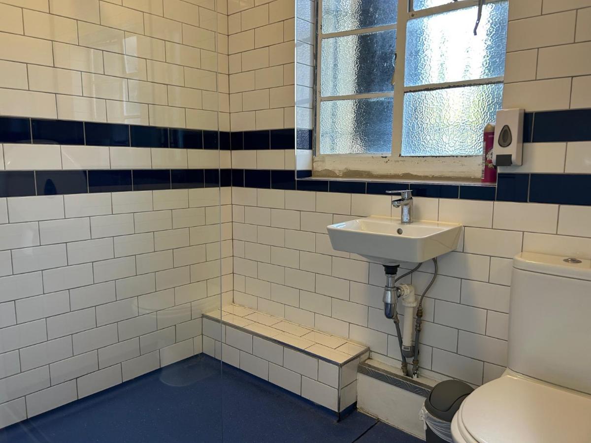 Cricketers Hostel London Eksteriør bilde