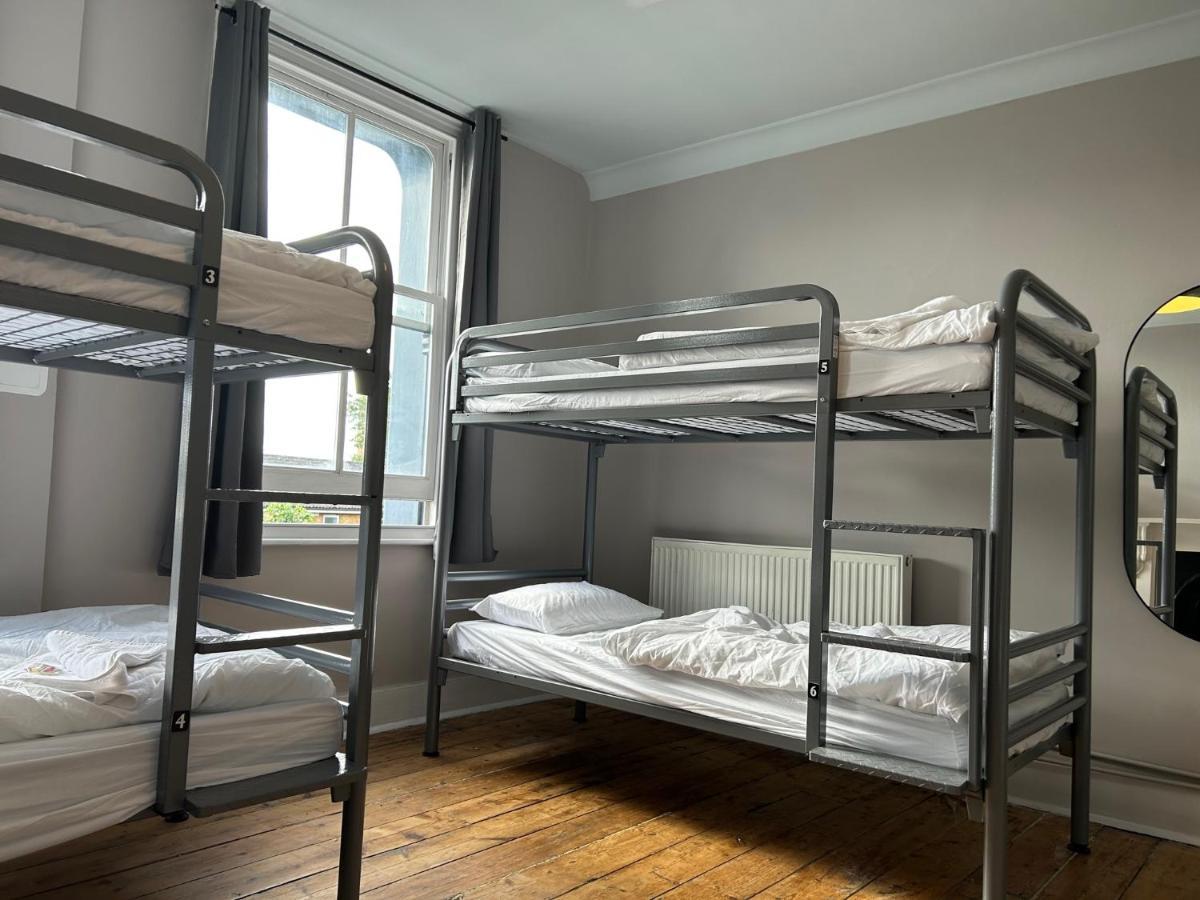 Cricketers Hostel London Eksteriør bilde
