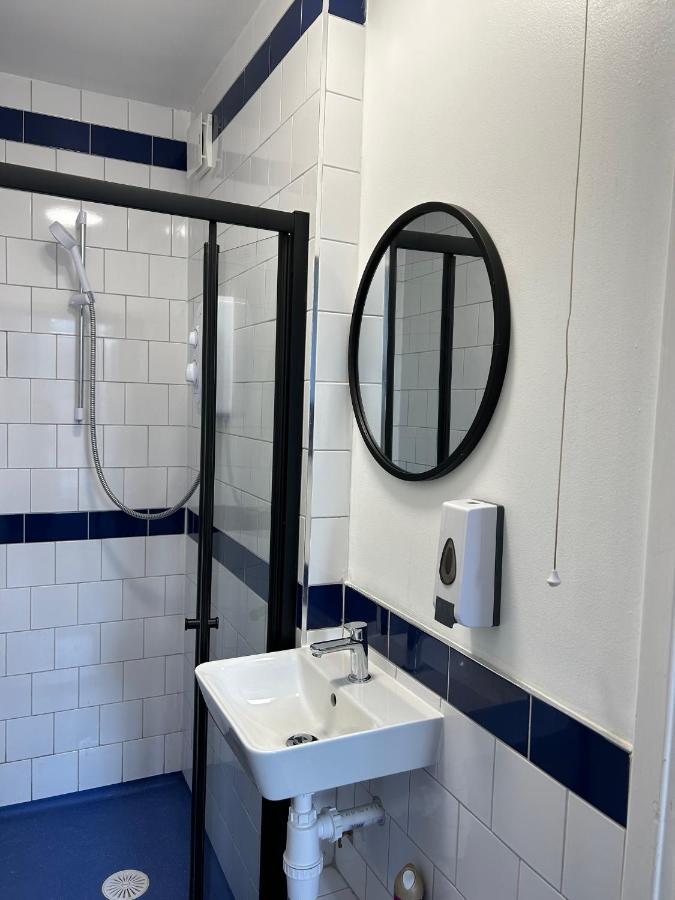 Cricketers Hostel London Eksteriør bilde
